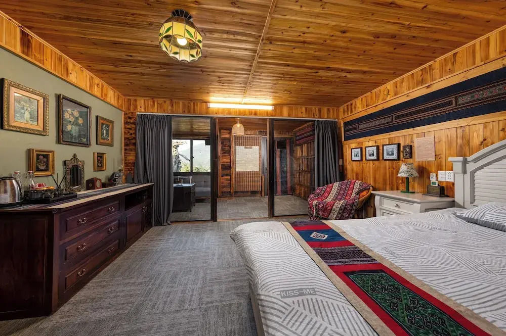 Ta Phin Cottage