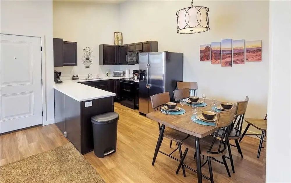 Red Cliffs ~ 6I - 3 Br Home