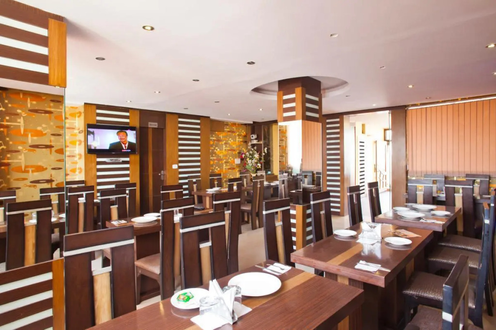 Fabhotel Shivdev International