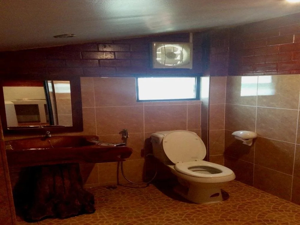 Sasithorn Garden View Hotel(ศศิธร การ์เดน วิว รีสอร์ท)