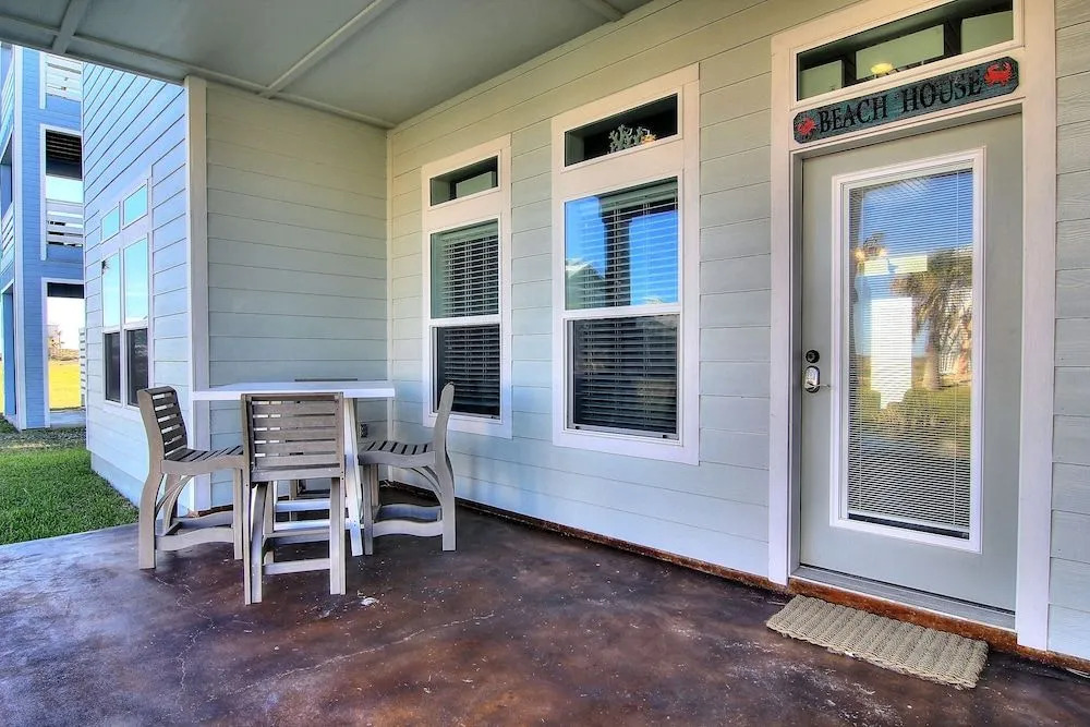 Postcards from Paradise 5BR Home