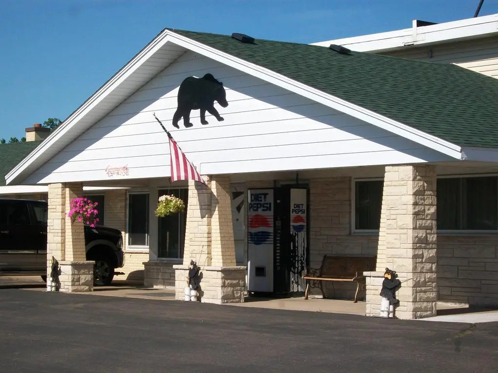 Black Bear Motel
