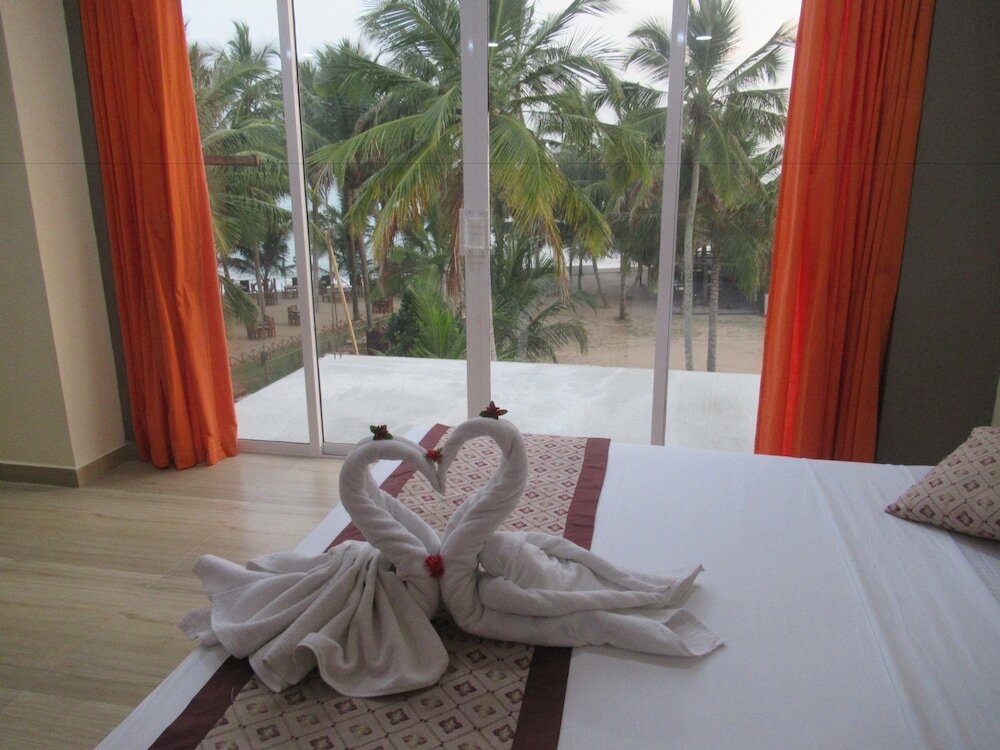 Sand Bank Hotel & Restaurant