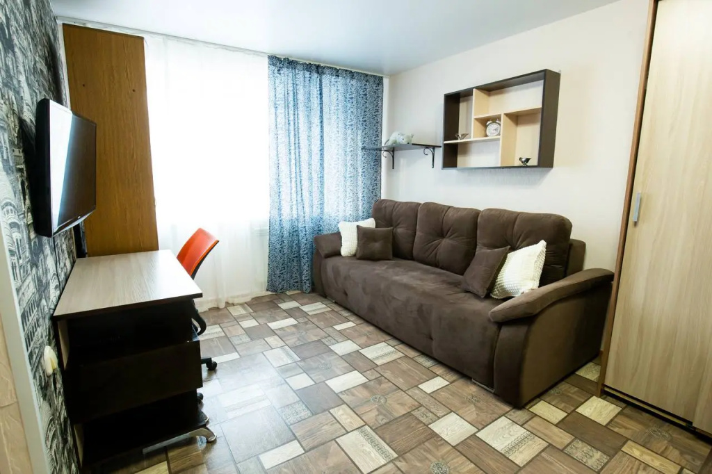 N .Ostrovskogo 23 Dvuhkomnatnye apartamenty naprotiv GorSada