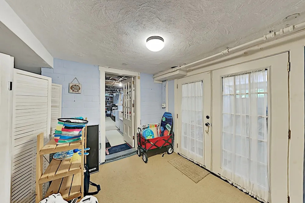 181 Chase St Home 3 Bedrooms 2 Bathrooms Home
