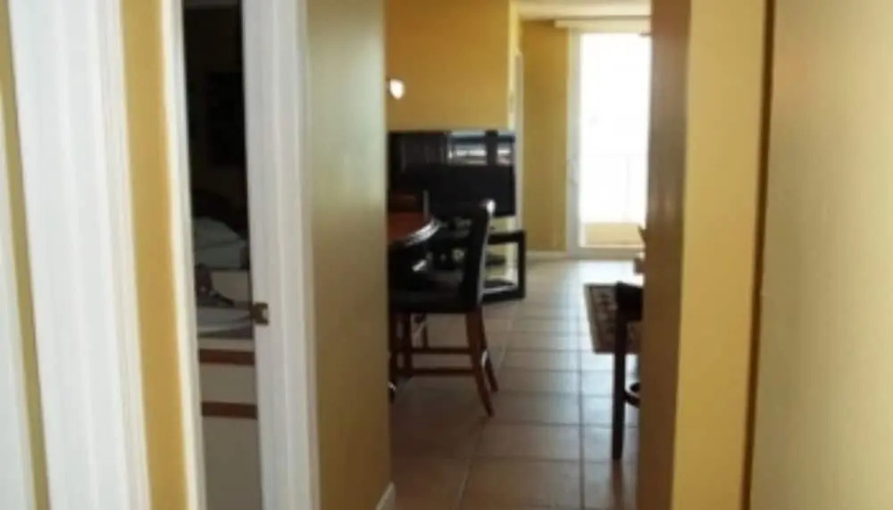 2 BR 2 BA - Traffic Free Beach - South Point Condominiums 611