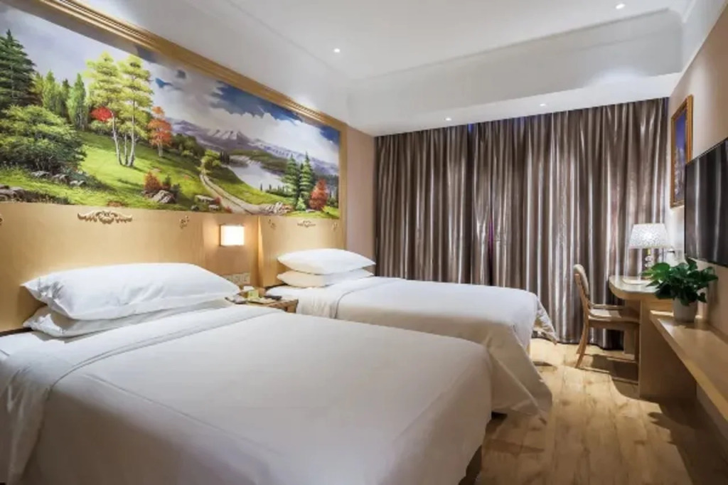 Vienna Hotel Shanghai Hongmei South Road