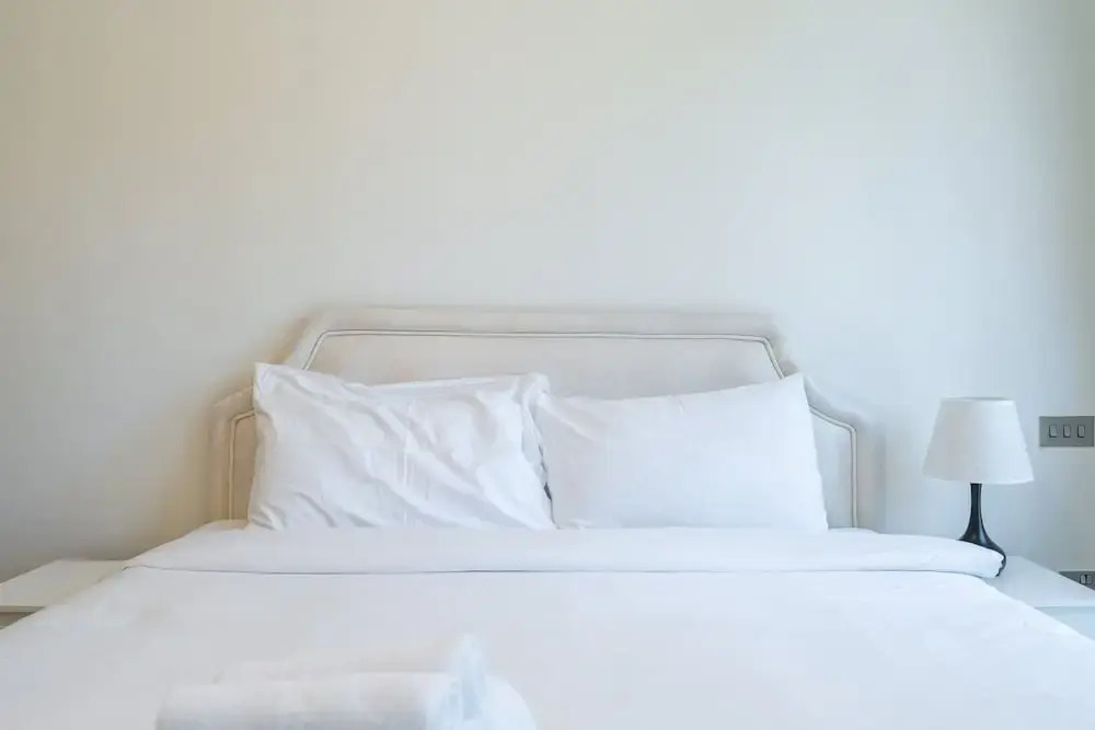 Magnificent 1 BR Apt Situated on a Prime Location