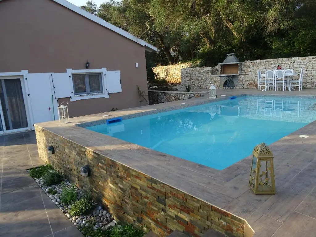 Artistsvillas-Vasia