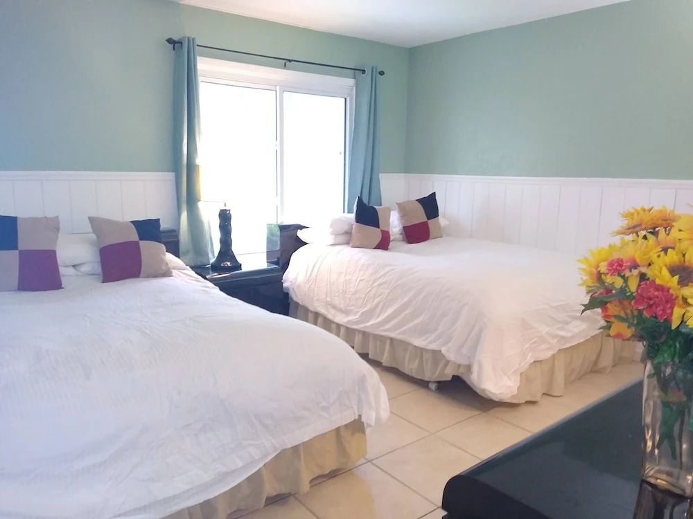 Bermuda Bay by Affordable Beach Condos