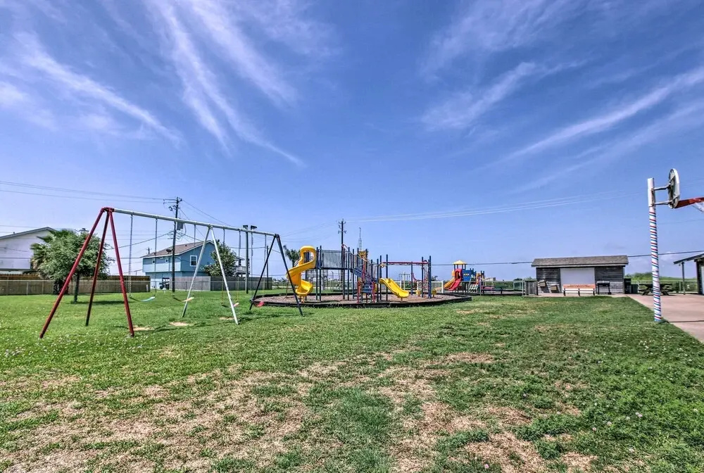 < 1 Mi to Ocean: Water-view Home in Jamaica Beach