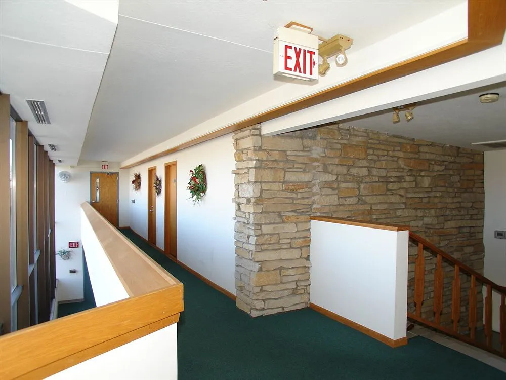 Forty Winks Inn LLC