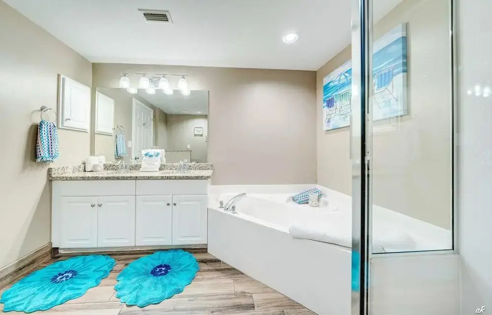 Majestic Beach Towers 2-403