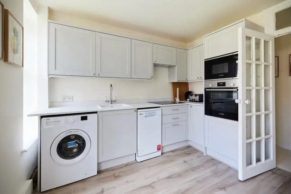 The Golders Green Place - Modern and Bright 1bdr Flat, London