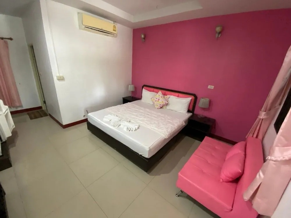 OYO 1057 Relax Resort