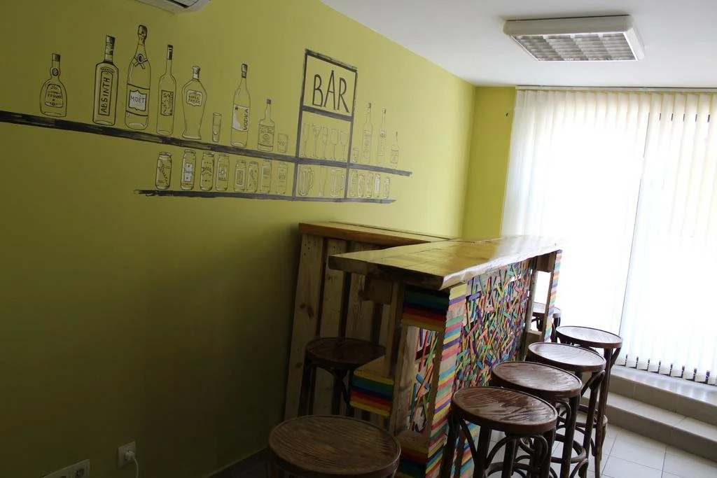 Hostel44