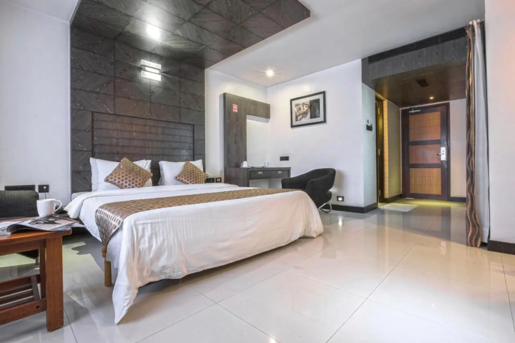 THE CASTELLO RESIDENCY