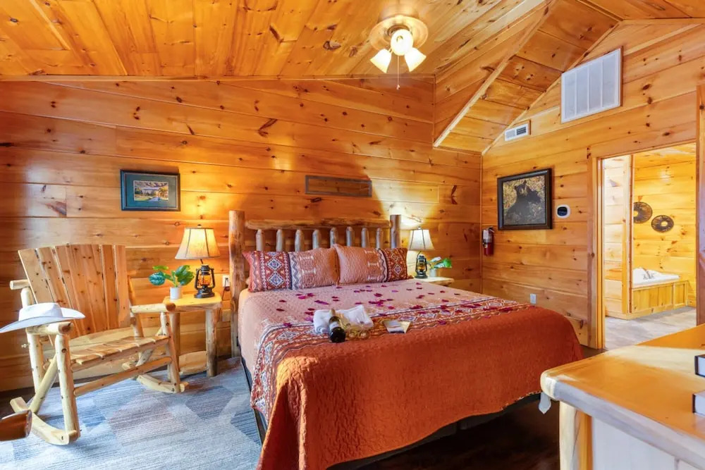 Whispering Pines Retreat By Ghosal Luxury Lodging