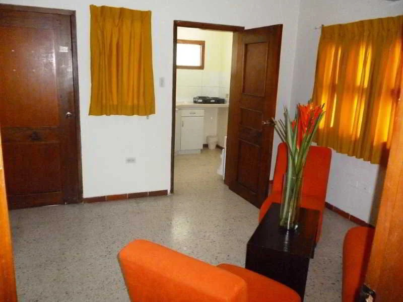 Tom Suites