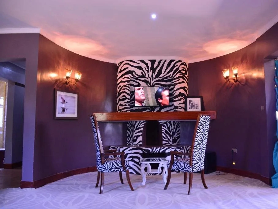Giraffe Ark Game Lodge