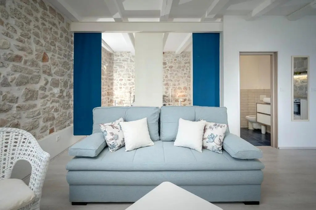 Exclusive Boutique Seaside Suites