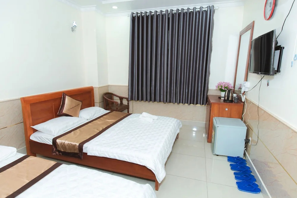 OYO 1175 Trung Mai Hotel