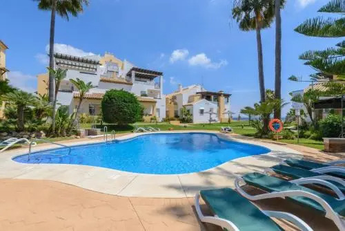 Cubo's Apartamento 1/A Arenas de Marbella