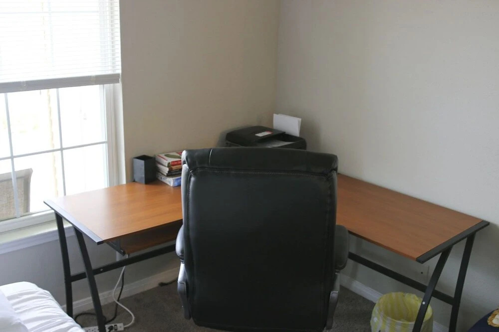 Entire Cozy Nest Minutes From Dulles Airport