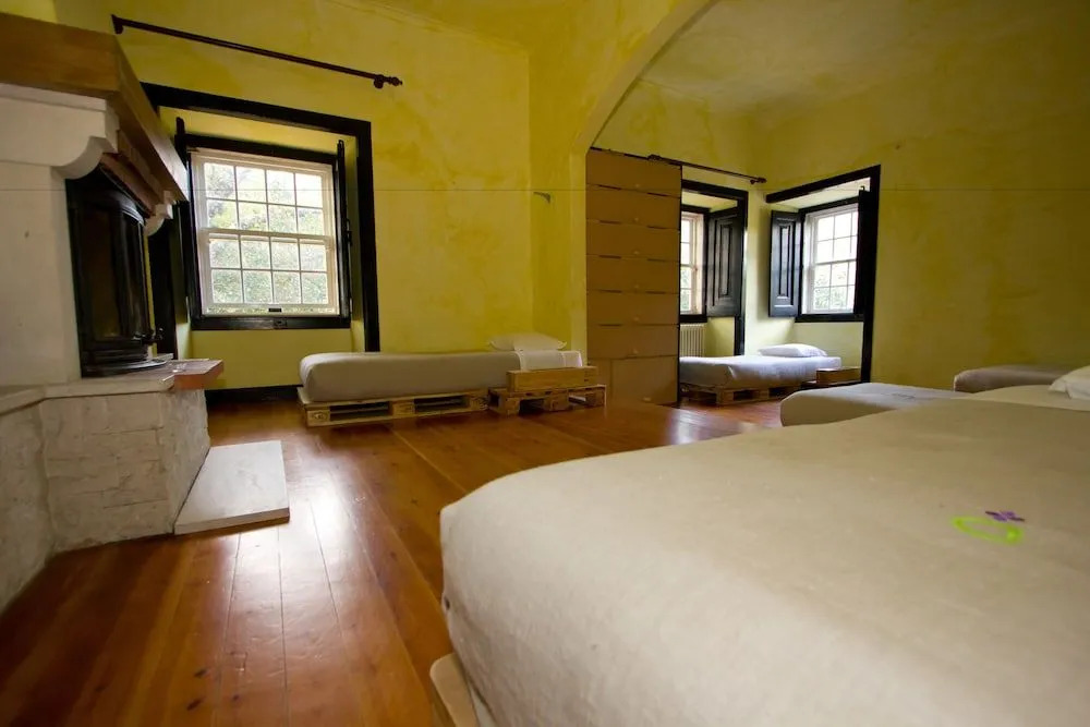 Almaa Sintra Hostel