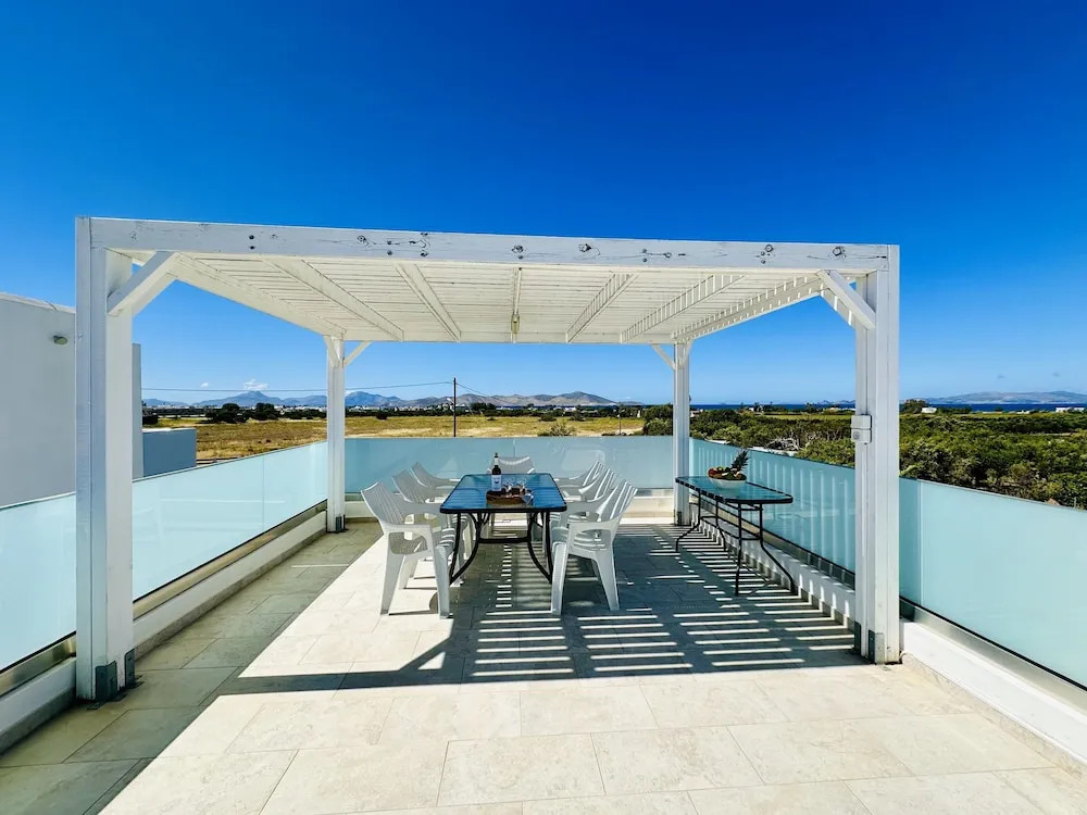 Lilu Villa 2 with Private Pool and Seaview