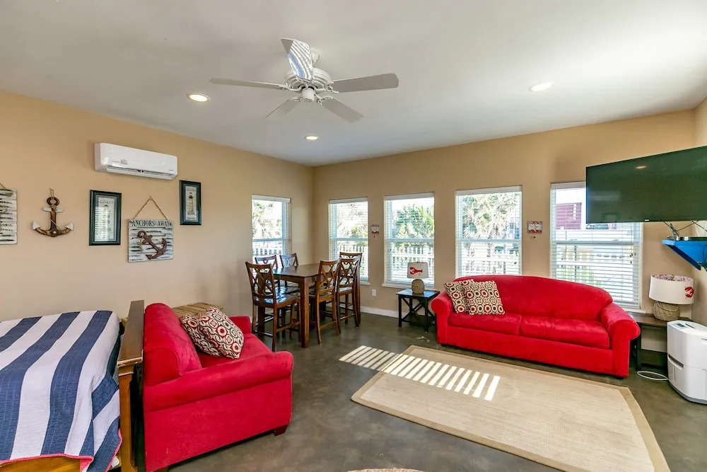 Port A Paradise 66 by RedAwning