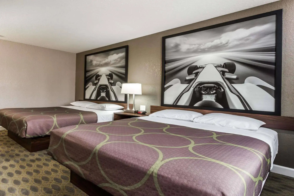 Deluxe Inn Willows