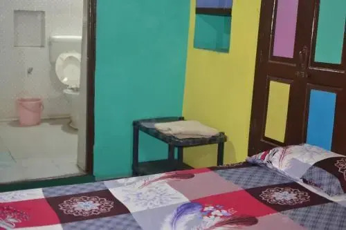 Monu Family Guest House