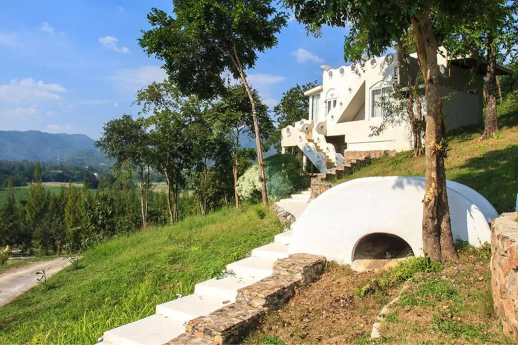 Morning Glory Resort(Morning Glory Resort สวนผึ้ง)