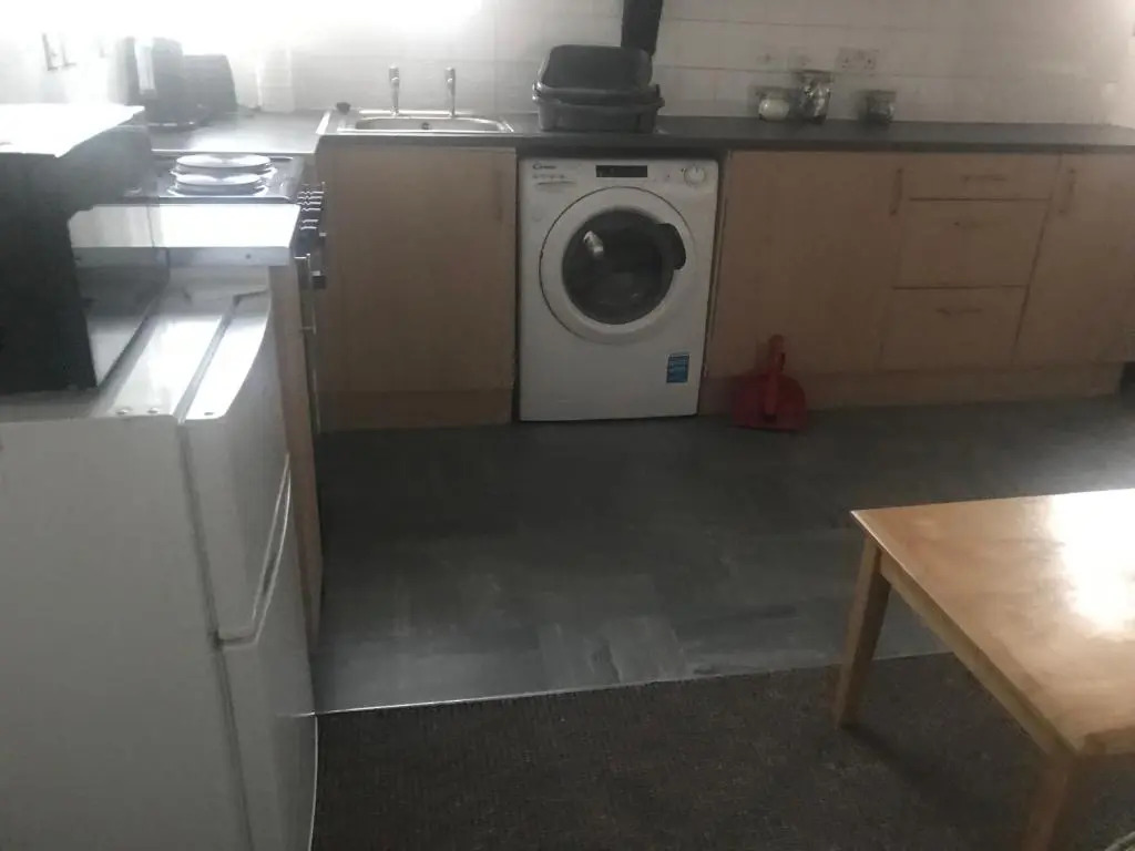 Entire Flat with River View 1E
