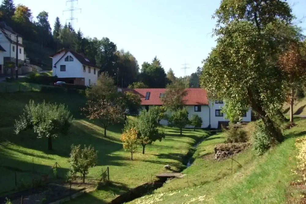 Relaxing Home with Garden