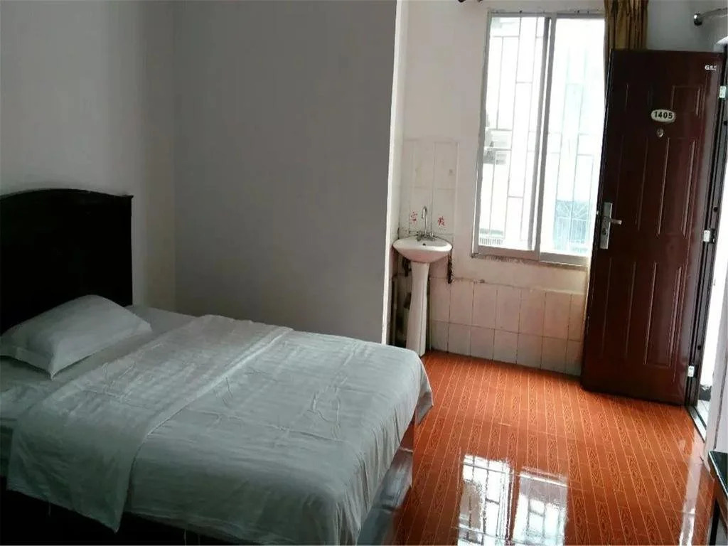 Guilin Tree Hotel