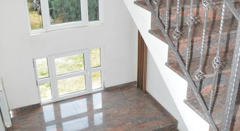 Guest House Positive