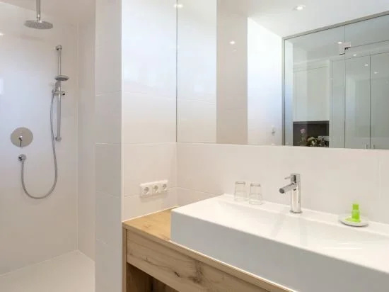 Hotel M120