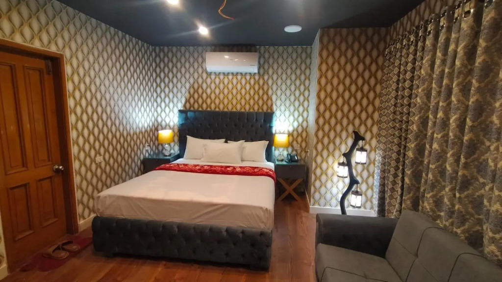 Royal Luxury Hotel Lahore