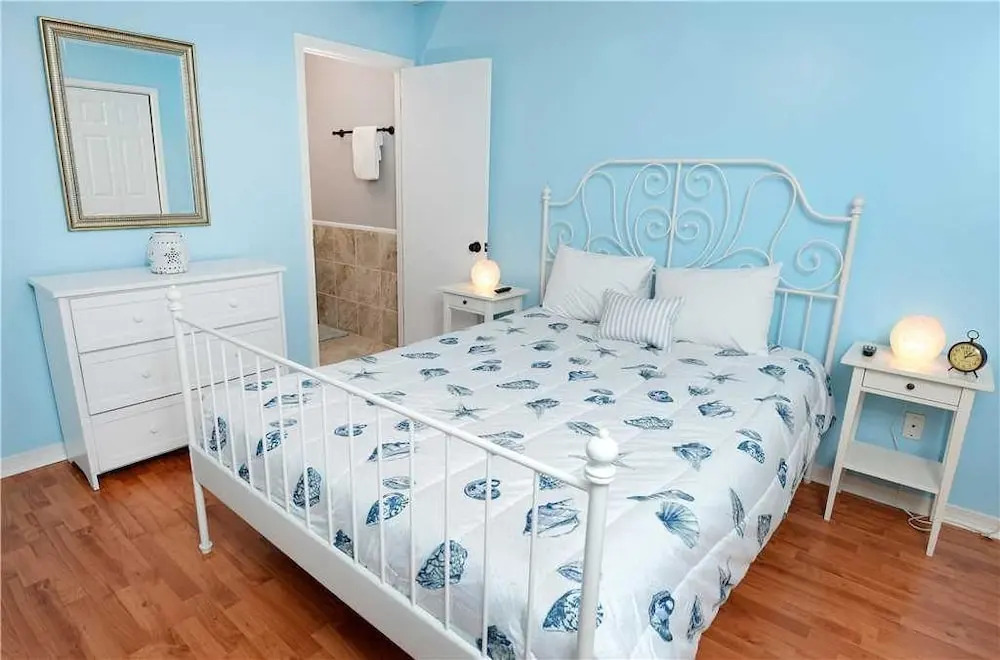 Gulf Highlands 141 - Two Bedroom Condo