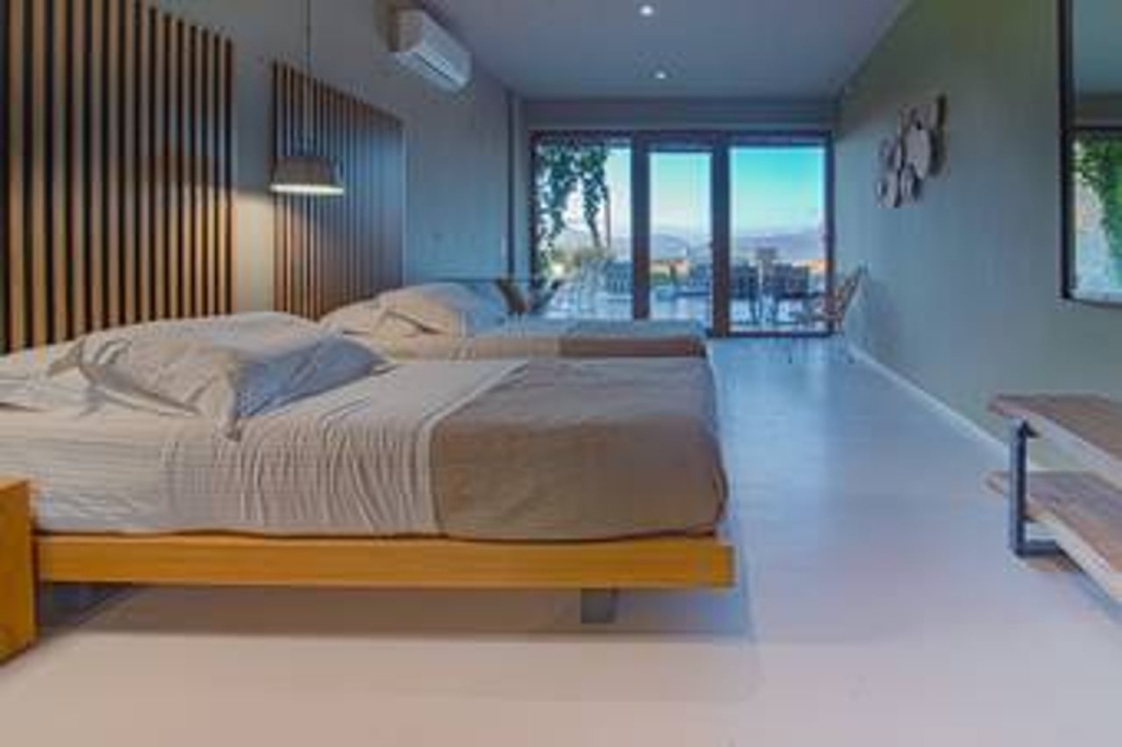 Marnos Luxury Villas