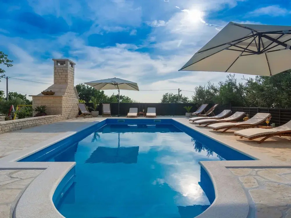 Beautiful Villa in Lisicic With Private Pool