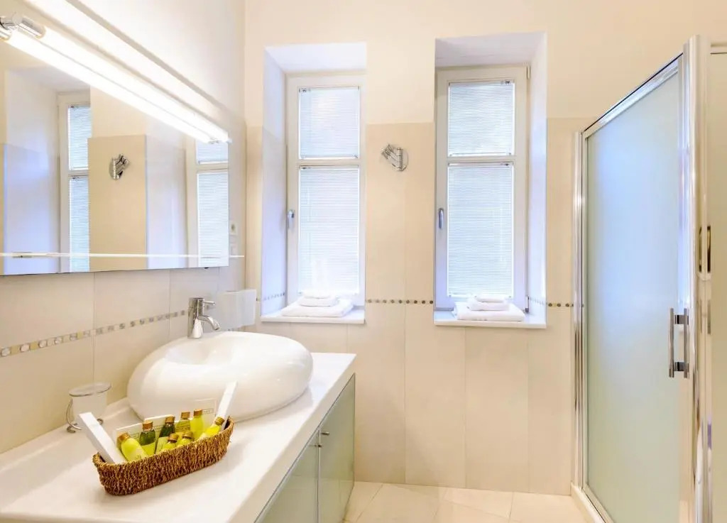 Exclusive Seafront Villa 5 Bedrooms Villa Mestro Outdoor Pool