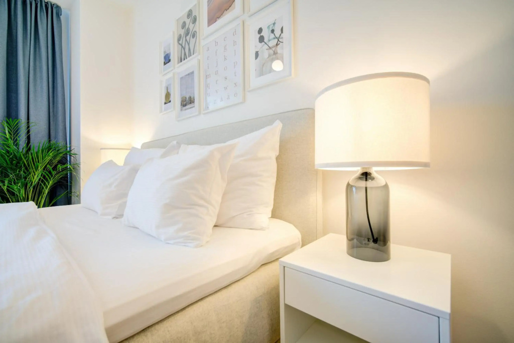 Urban Apartments by Homester