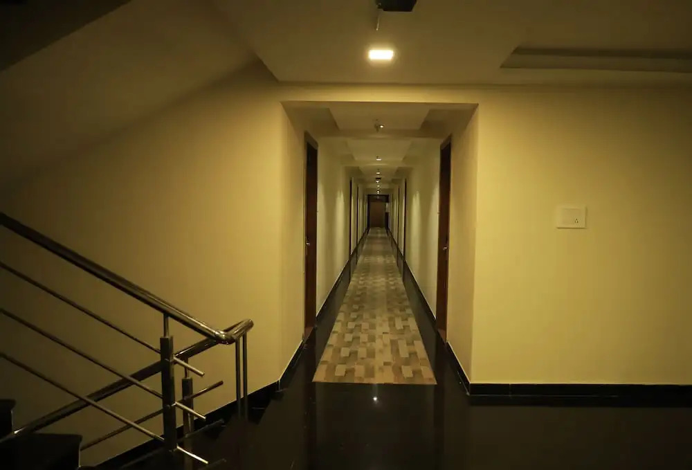 Sai Neem Tree Hotel