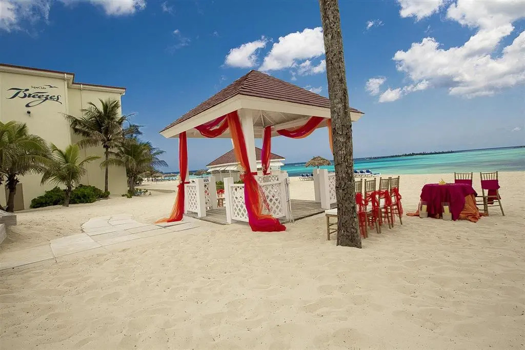 Breezes Resort & Spa All Inclusive, Bahamas