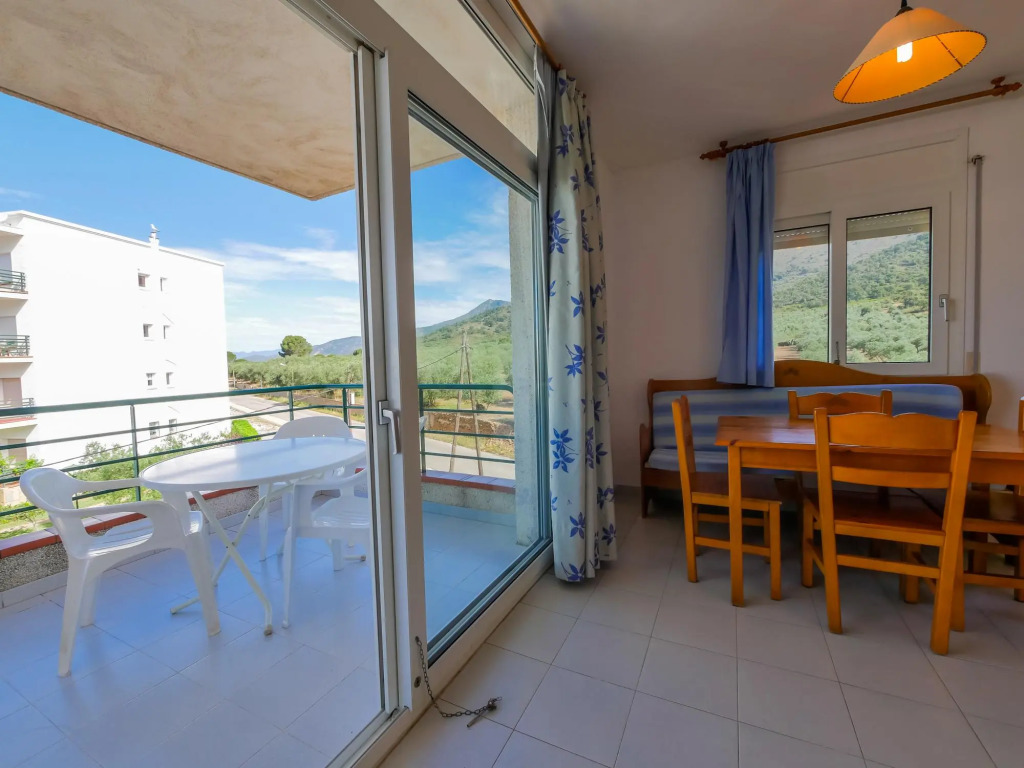 Rescator Resort 322 in Roses