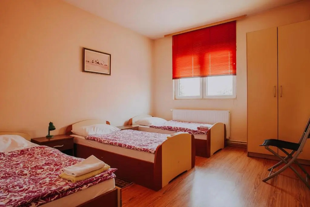Noćko-Sobe i apartmani