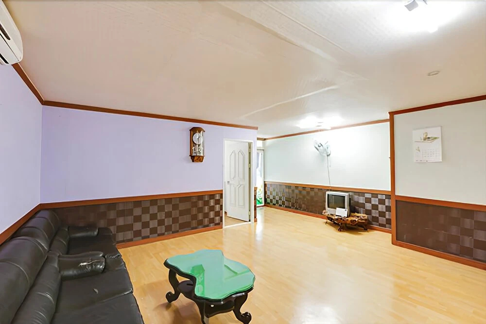 Pohang Loren Pension